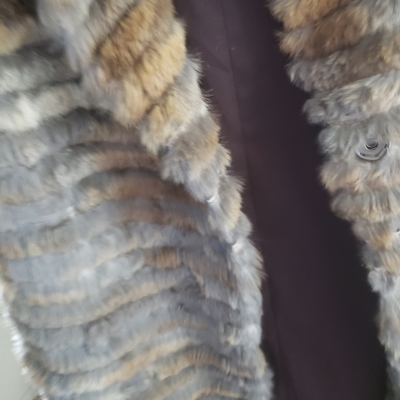 Fur Vest - Picture 2 of 3